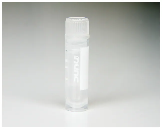 F161246~p.eps-650 CRYOTUBE 1,8 ML AVEC JUPE S/500 – Image 1